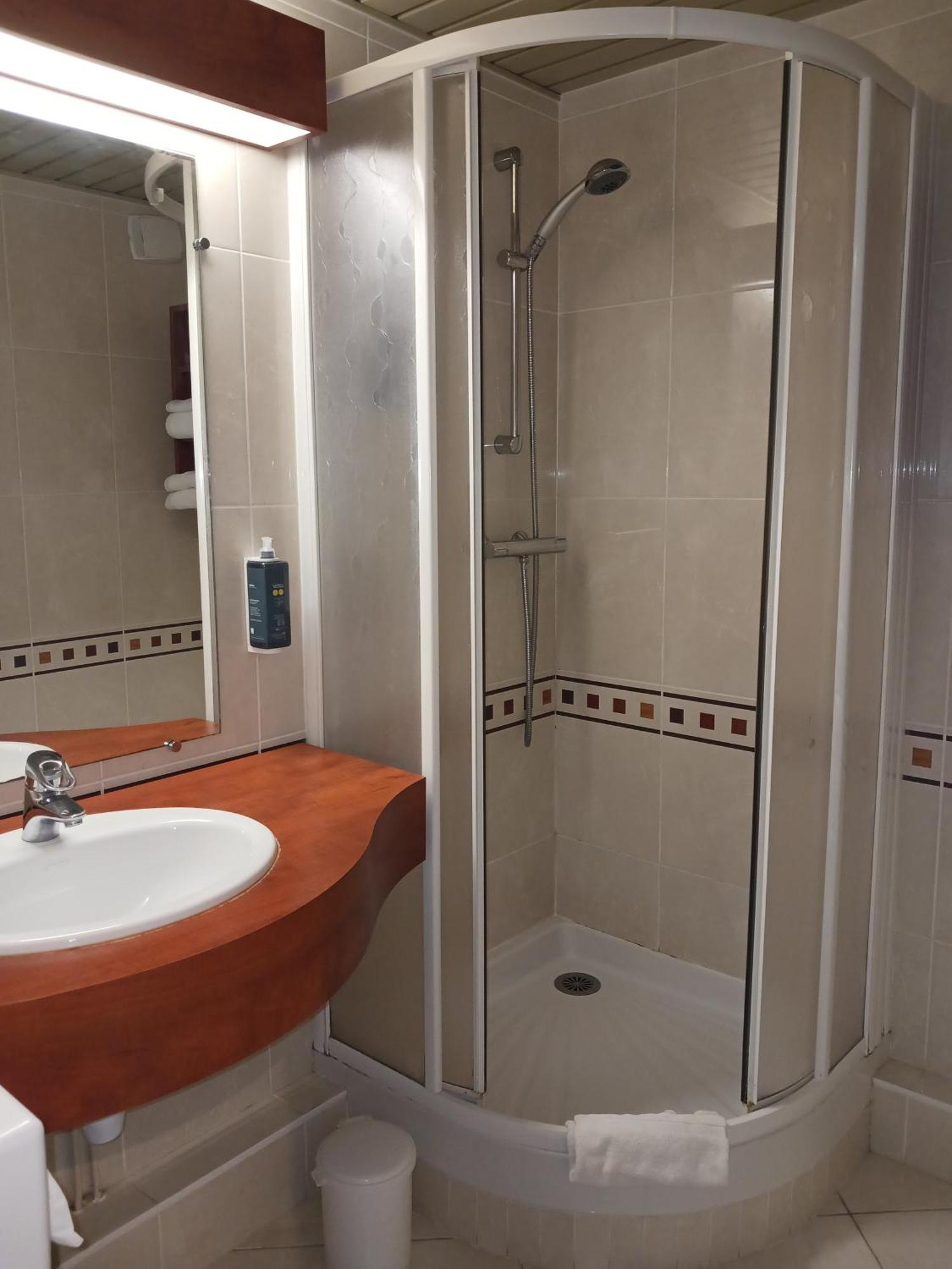 Brit Hotel Nantes Vigneux - L'Atlantel Room photo